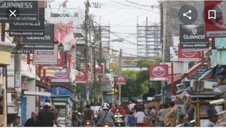 Kramat Tunggak Tutup, Bar Dan Kafe Menjamur, Salah Siapa?