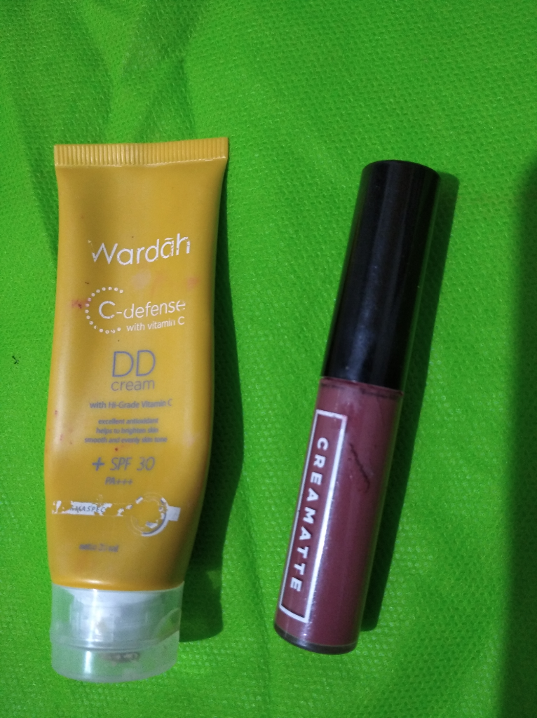 Pori-pori Kulit Wajah Mengecil, Sehat Terawat dengan Wardah White Secret