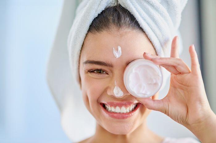 Ingin Kulit Wajah Tampil Lebih Cerah? POND'S White Beauty Bisa Jadi Solusinya.