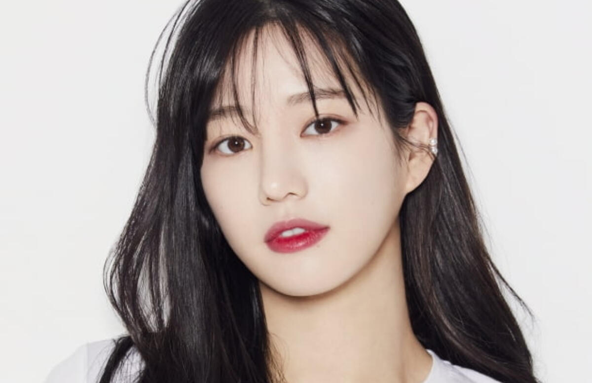 Artis Lee Yoo Bi Dikabarkan Alami Cedera Saat Syuting 'Jeseon Exorcist'