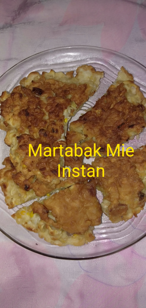 Ngemil Sore dengan Martabak Mie Instan Jagung Manis ala Bunda Oya, Mantaps!
