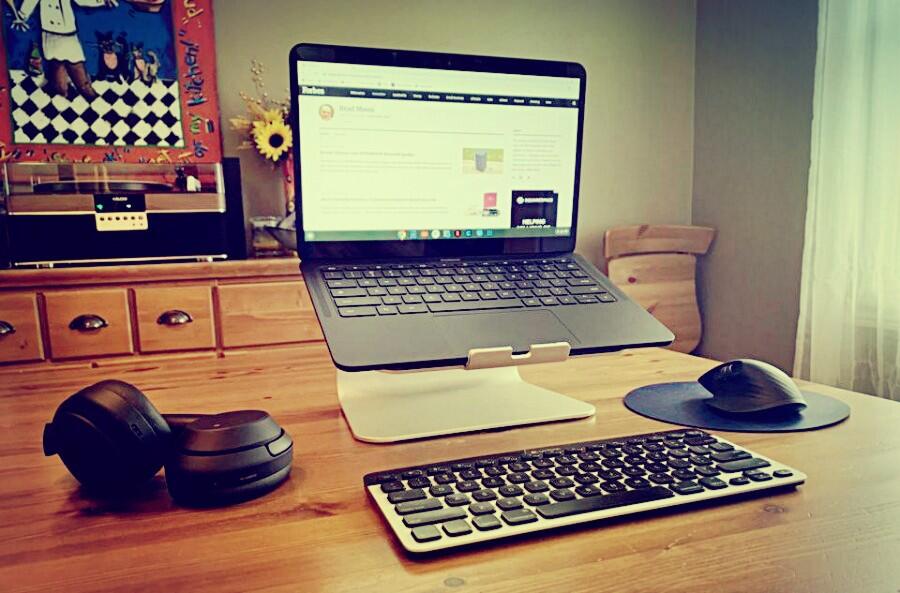 Tips Membeli dan Cara Memilih Laptop untuk Kerja Dari Rumah