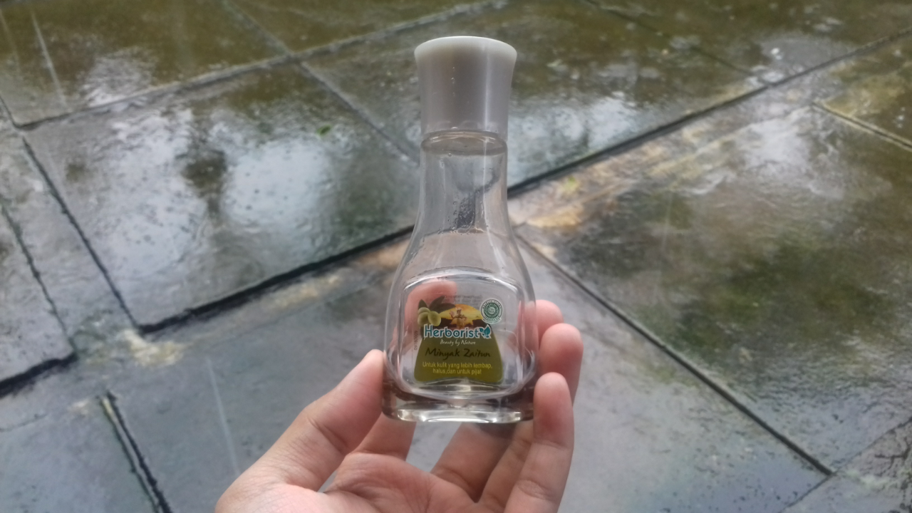 Cara Mudah Merawat Diri dengan Minyak Zaitun dari Herborist Beauty by Nature