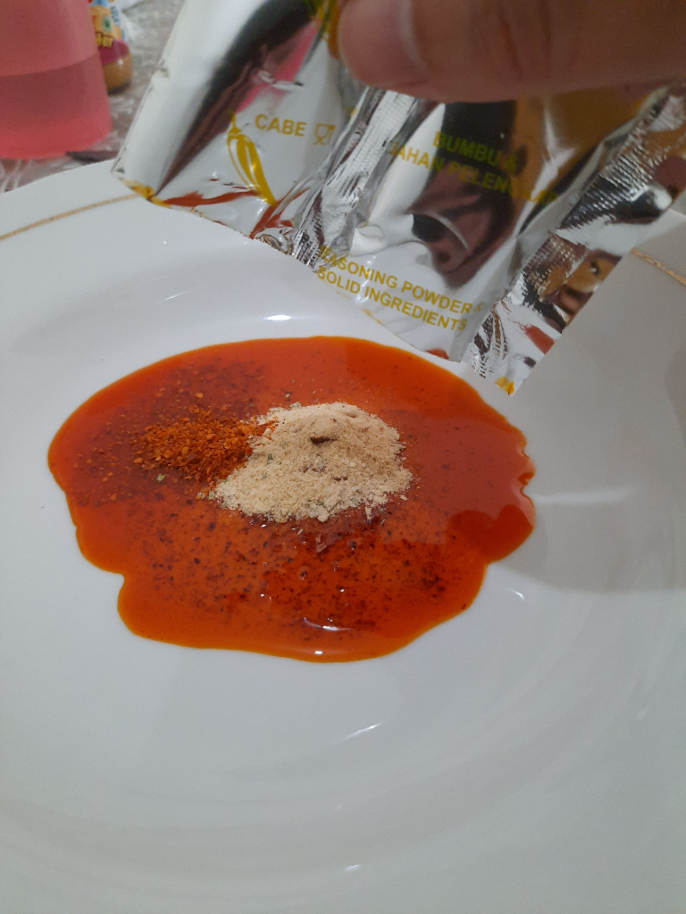 Wedeeeww.. Sarapan Miegheti Rasa Bolognese.. Pedesss Cuy!