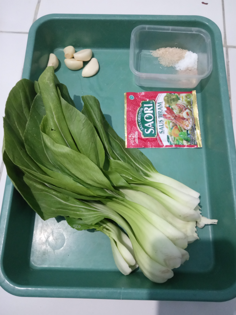 Sawi Daging Siram Tumis Bawang Putih yang Bikin Nagih, Kalian Mesti Cobain