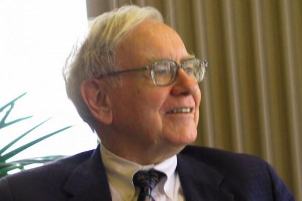 Ini Pesan Warren Buffett dalam Surat Tahunan untuk Pemegang Saham
