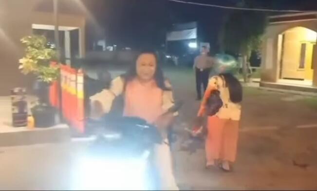 Hati-hati Salah Kira Kantor Polisi Ini Sebagai Kafe! Bisa Malu-maluin Gan