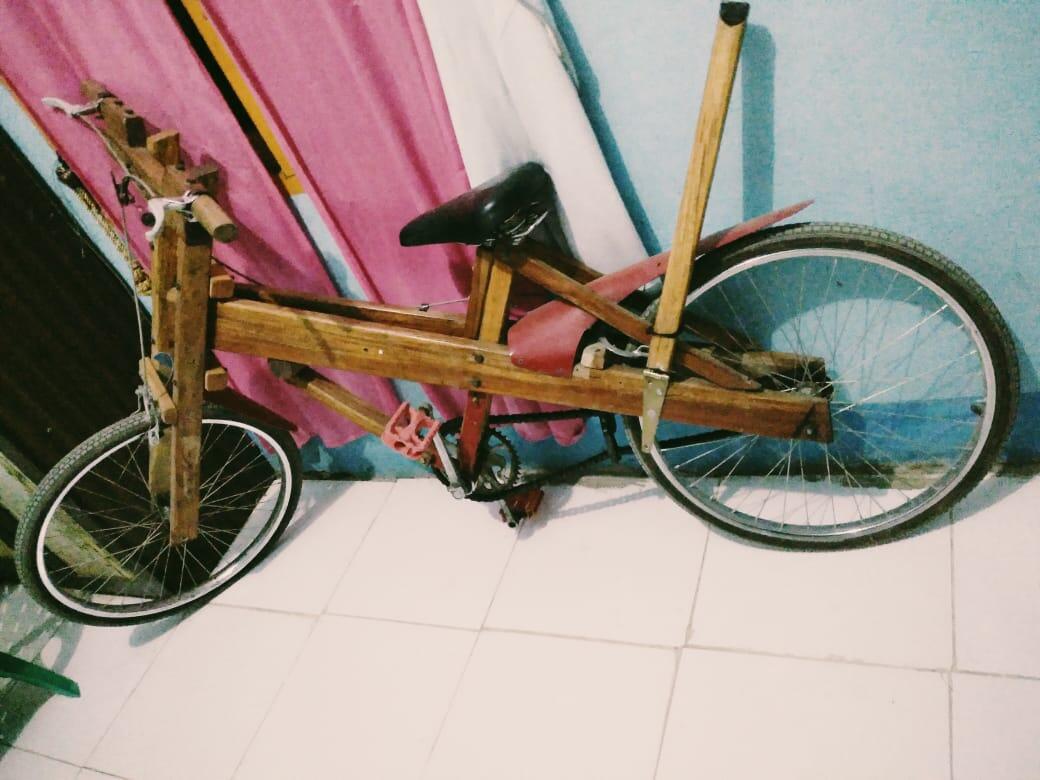 Sepeda Kayu Buatan Sendiri, Asik Buat Jalan-jalan Keliling Komplek