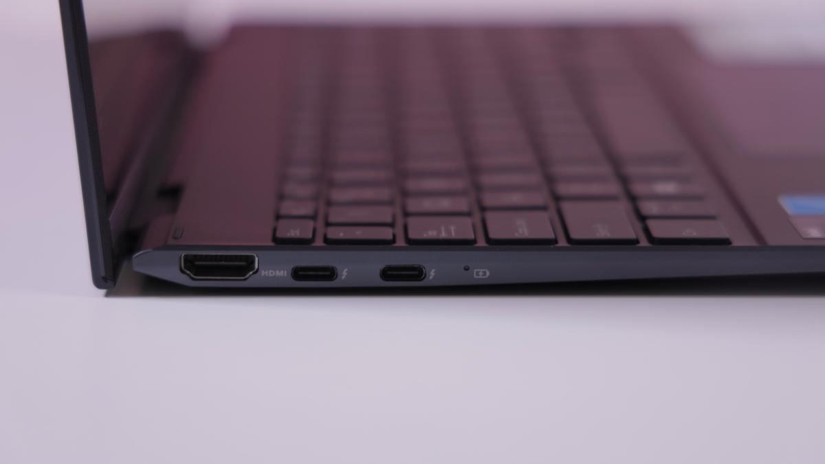 Review ASUS ZenBook Flip 13 (UX363)