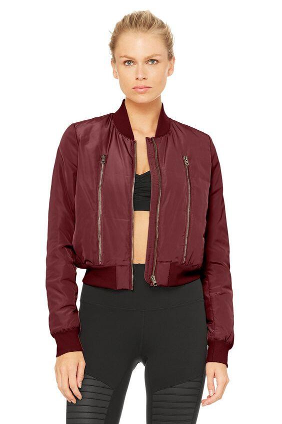 7 Model Jaket Untuk Olahraga, SEHAT SEKLAIGUS TAMPIL STYLISH.