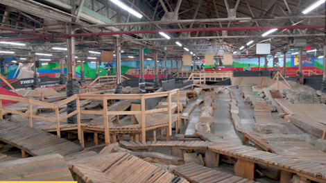 Wow, Sekarang Ada Trek Indoor Sepeda Terpanjang Di Dunia, Kamu Pasti Mau Coba!