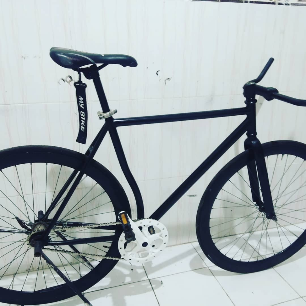 Orang-Orang Udah Beralih Ke Sepeda Lipat, Gw Masih Setia Dengan Sepeda Fixie