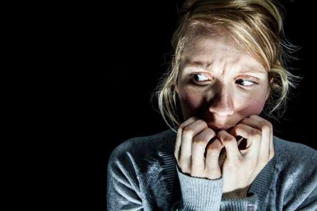 MENGERIKAN! Inilah Macam-Macam Phobia Paling Aneh & Mengerikan di Dunia.