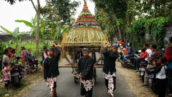 Anda Hidup Tapi Lupa Bersyukur? Mari Praktik Bersyukur Sebelum Dicabut Semua Nikmat!