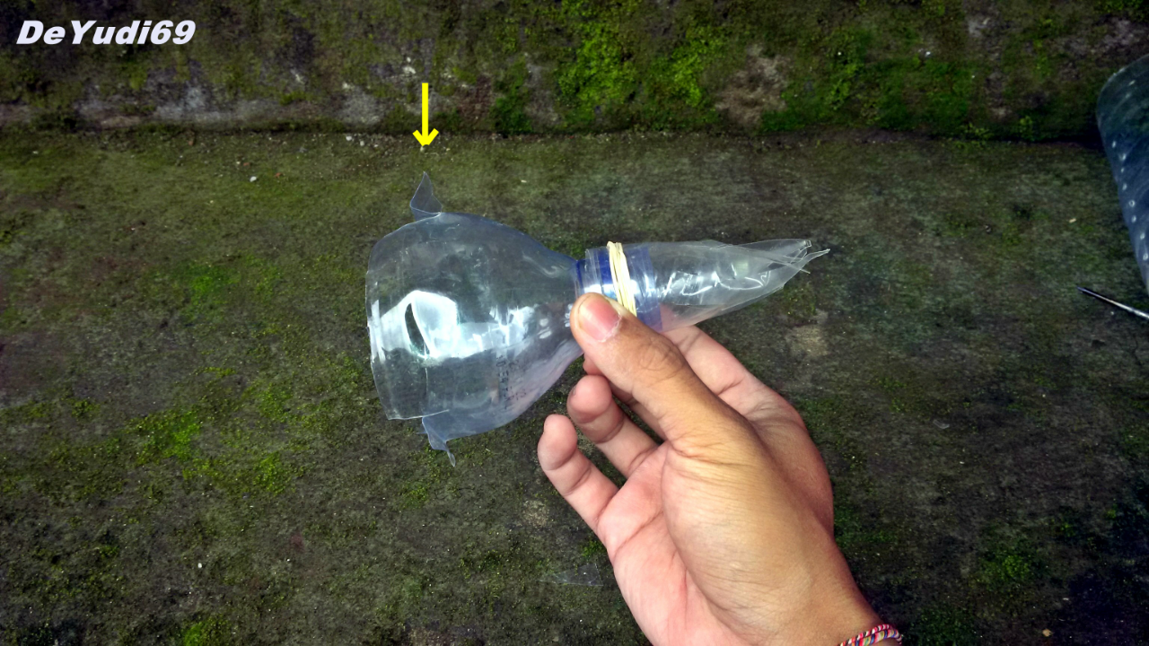 Cara Mudah Membuat Bubu Belut dari Botol Plastik Bekas