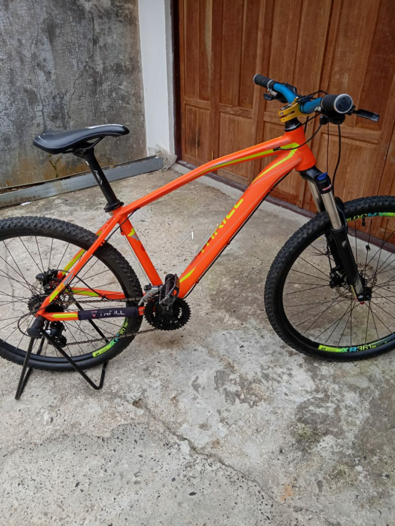 Nikmati Sensasi Olahraga + Jelajah Alam Dengan MTB Hardtail Thrill Vanquish 3.0