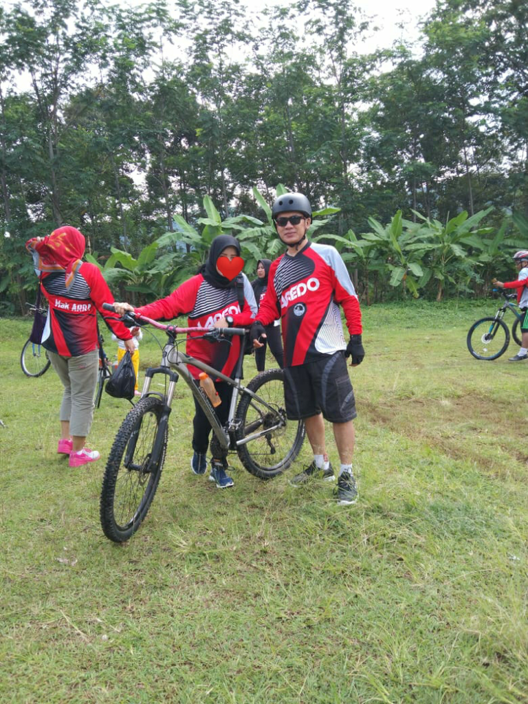 Gowes-gowes LAREDO dengan Sepeda Gunung, Cocok Banget!
