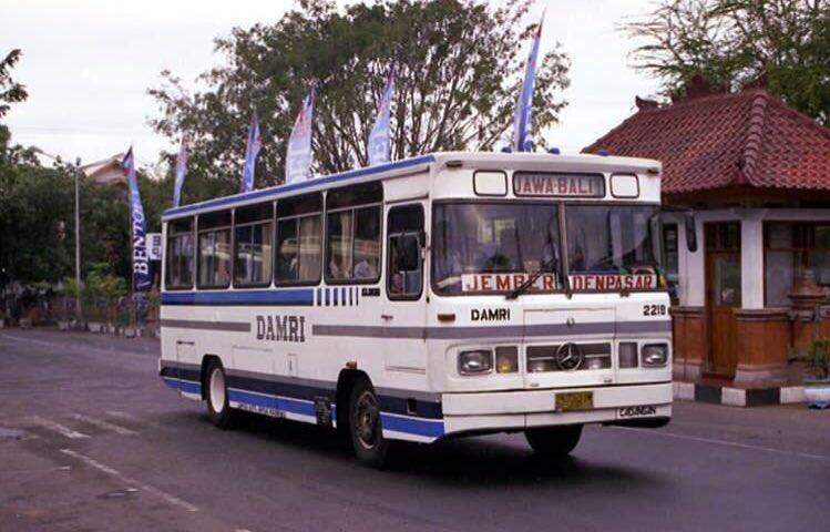 Mercedes Benz OF 1113, Rajanya Sasis Bus Pada Masanya