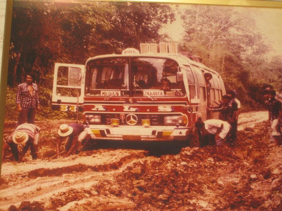 Mercedes Benz OF 1113, Rajanya Sasis Bus Pada Masanya