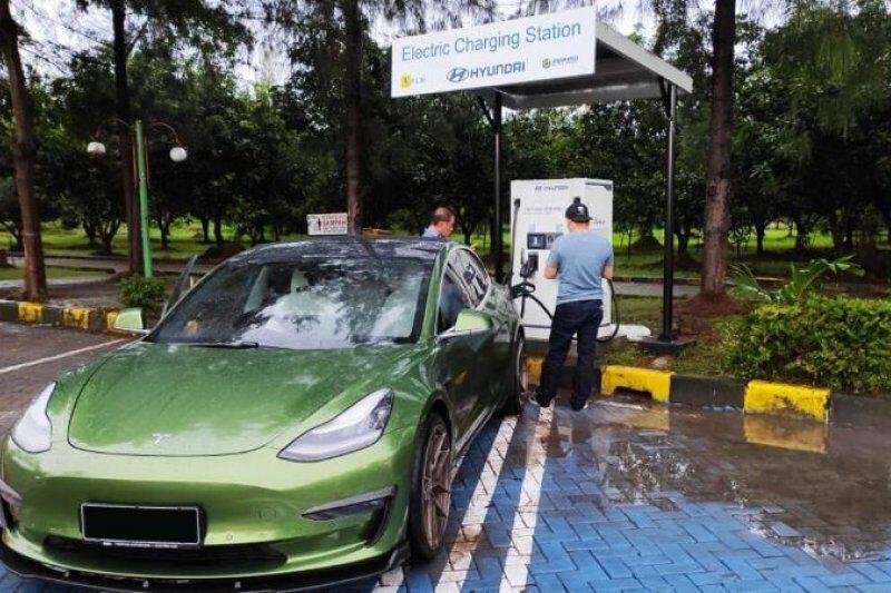 Ini Empat Rest Area yang Tersedia Pengisian Bateri Mobil Listrik