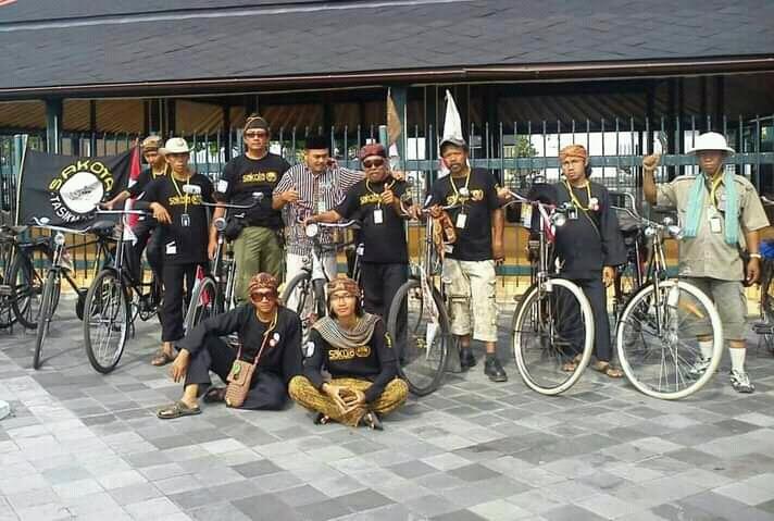 Serba Serbi Onthel Dari Gowes Sampai Komunitas Kece!