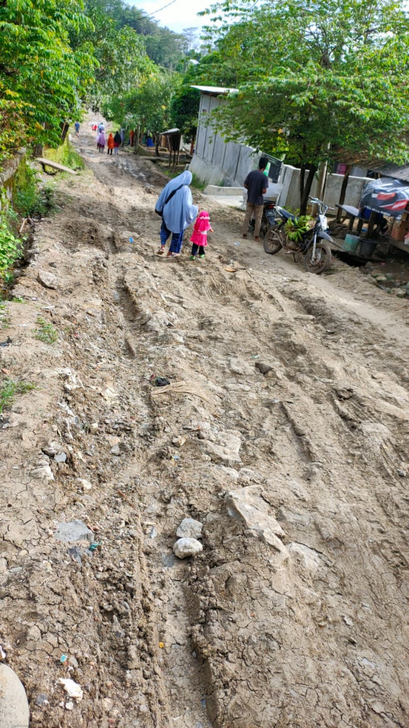 Miris! Inilah Jalan Menuju Destinasi Wisata Pantai Cikakap Agrabinta Cianjur Selatan 