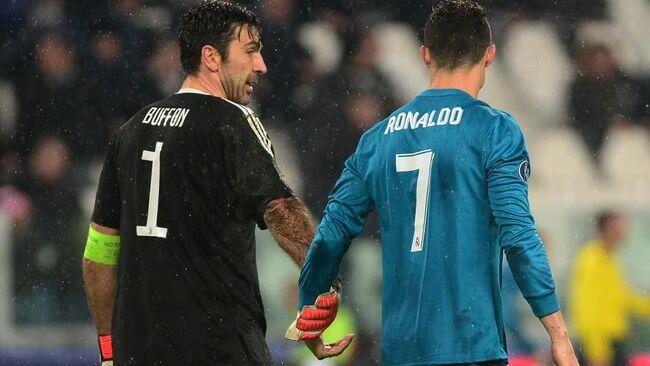 Buffon Harus Pensiun, Baru Juventus Bisa Juara Champions