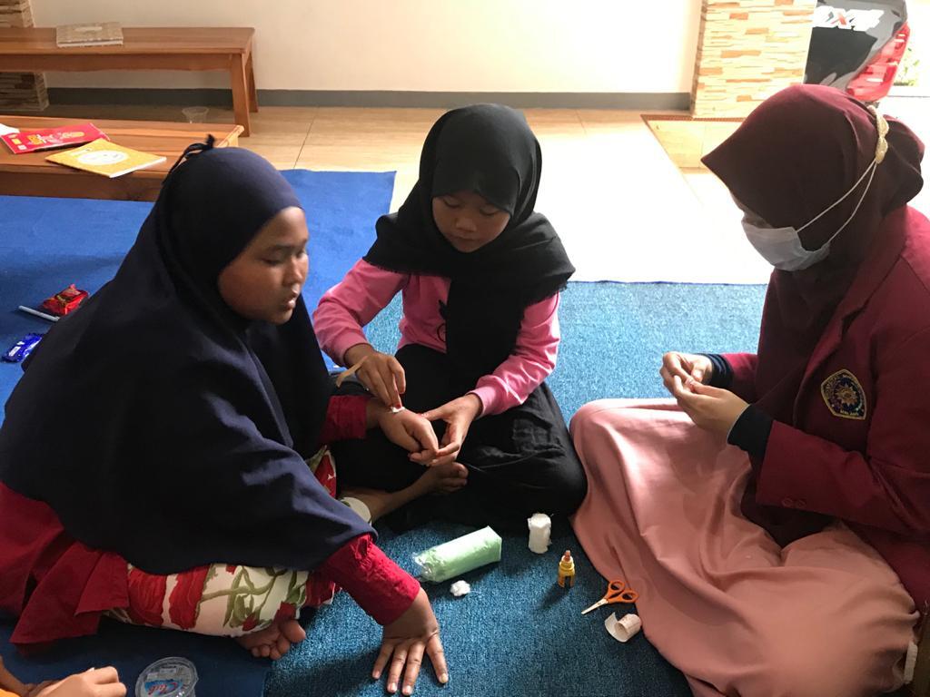 Pentingnya Peran P3K Di Yayasan Anak Yatim At-Taufiq Malang Sejak Dini