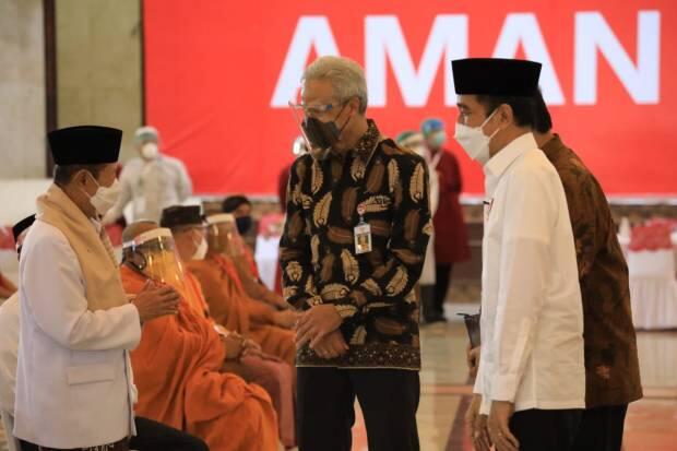 Ganjar Sebut Presiden Jokowi Senang Pantau Vaksinasi di Semarang