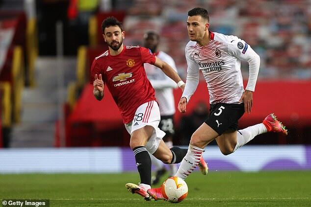 Scholes: Diogo Dalot berpotensi menggeser Wan-Bissaka musim depan