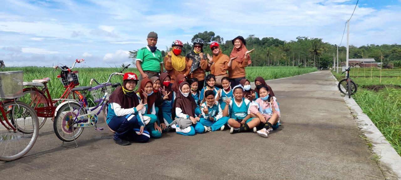 Gowes Seru Bersama Bu Guru, Obati Jenuh Sekolah Daring di Masa Pandemi