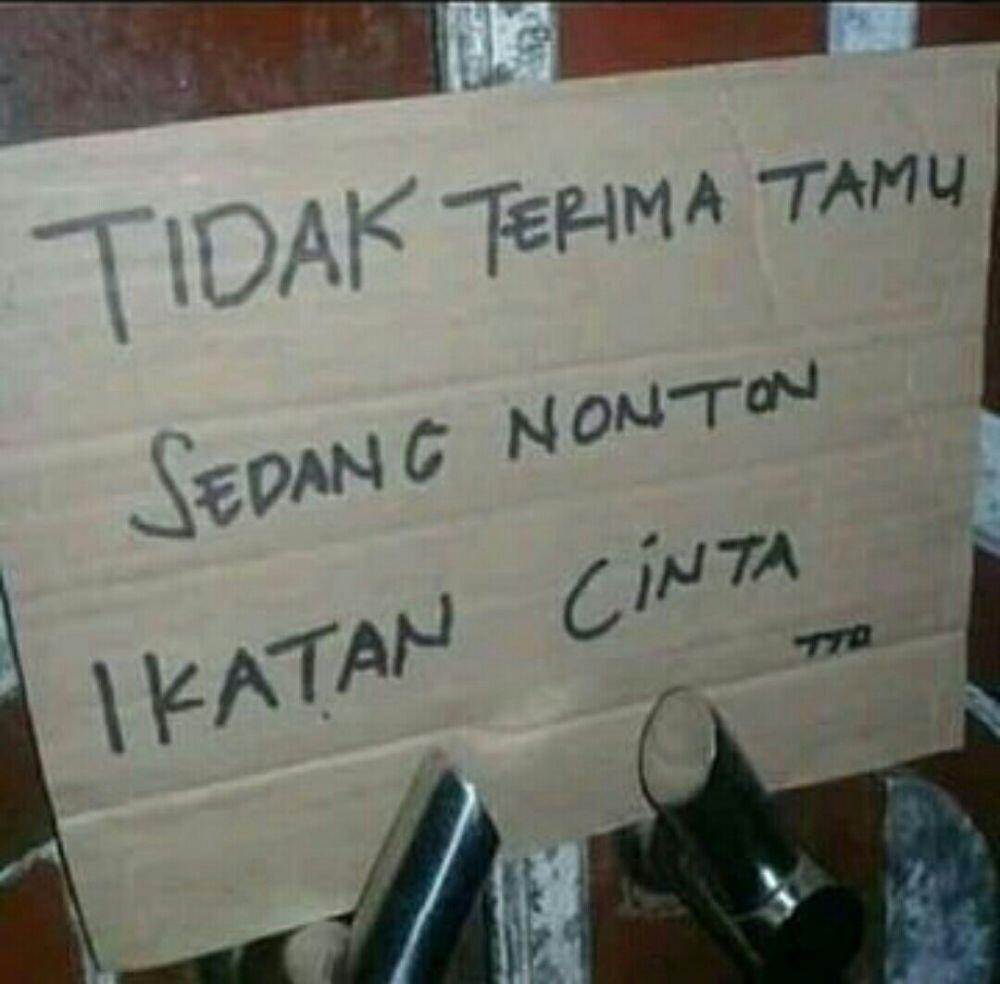 MERASA GAK HAPPY : YUK CREATE AJA OUR OWN HAPPNNES, JANGAN BETE SENDIRI
