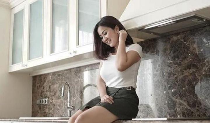 MERASA GAK HAPPY : YUK CREATE AJA OUR OWN HAPPNNES, JANGAN BETE SENDIRI