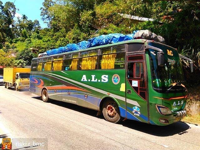 7 Ciri Khas Bus-Bus Sumatera, Mulai Debu Sampai Jalur Ekstrim