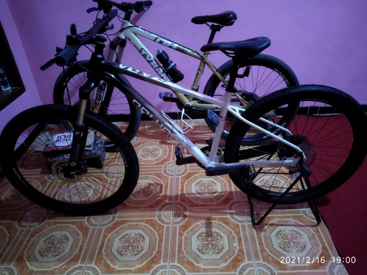 MTBku Melaju, Dua Tiga Bukit Terlampaui