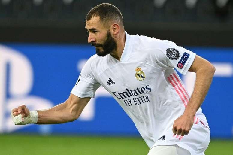 Berhasil Mencetak Brace, Benzema Memimpin Real Madrid