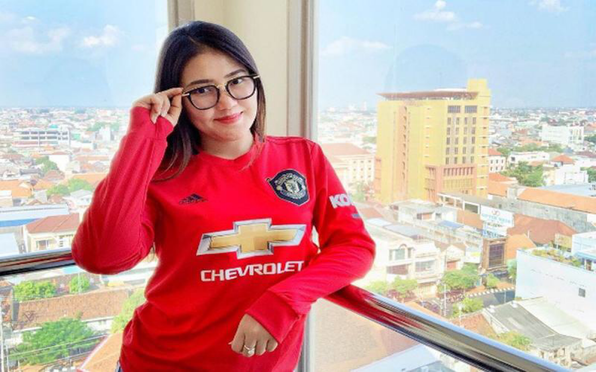 Wajah Via Vallen Terpampang di Akun Instagram Resmi Manchester United