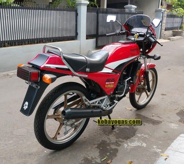Kawasaki AR125 - Inilah Mbahnya Ninja 2-Tak, Punya Teknologi Canggih Pada Masanya