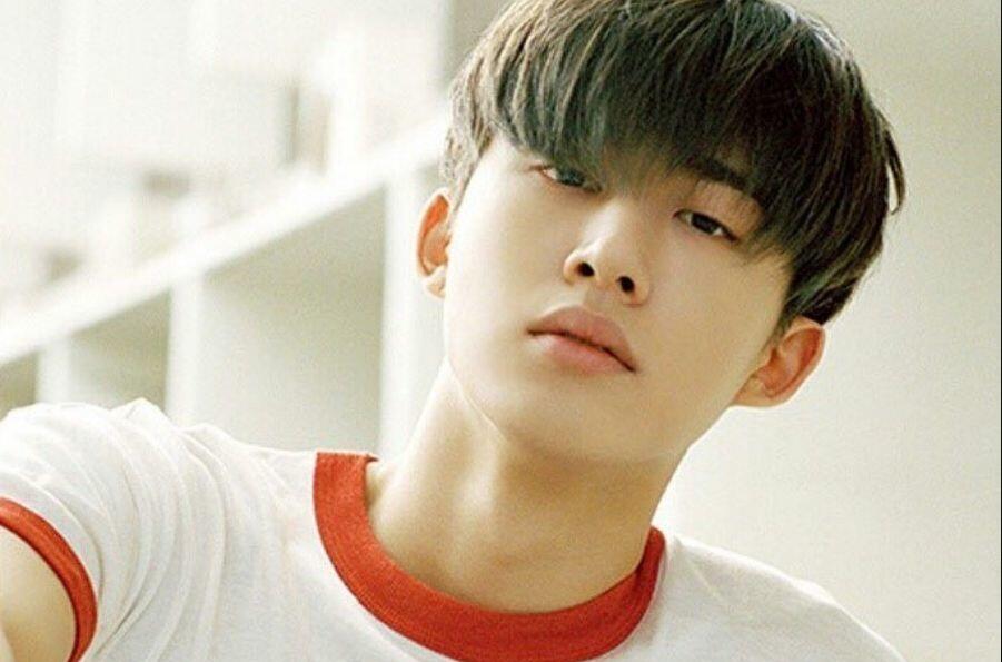 B.I Dipastikan Comeback dengan 'Midnight Blue', Teasernya Bikin Baper