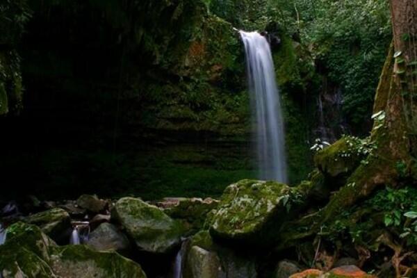 5 Air Terjun Memukau yang Wajib Dikunjungi Saat Berlibur di Malaysia