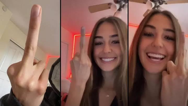 WOW! Mbak Cantik ini Punya Jari Tengah Panjang Banget, "Jari kaki aku lebih parah!"
