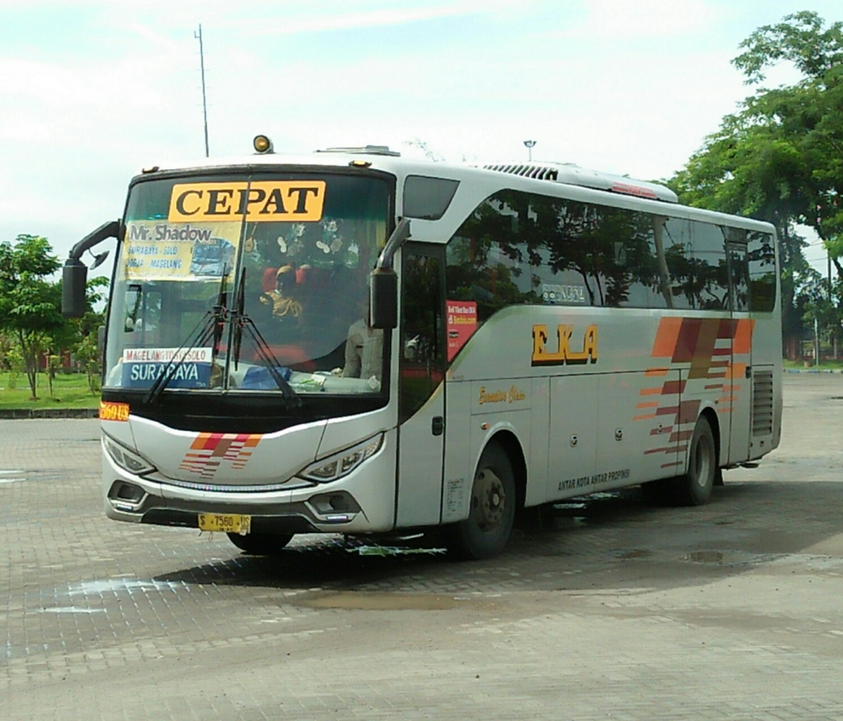 Sejarah Eka & Mira - Berawal dari Usaha Toko Kain, Inilah Bus Asli Kota Mojokerto