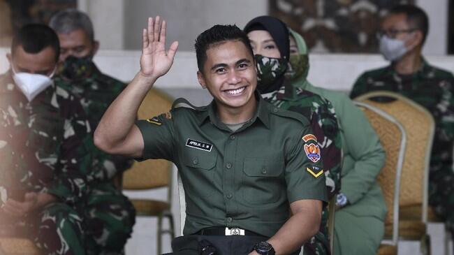 Berlangsung Haru, Sidang Pergantian Nama Aprilio Perkasa Manganang Penuh Air Mata