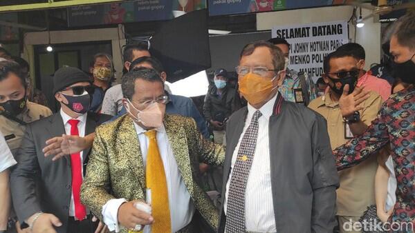 Bicara soal Sidang HRS, Hotman Usul Pemerintah Buat Perppu Contempt of Court
