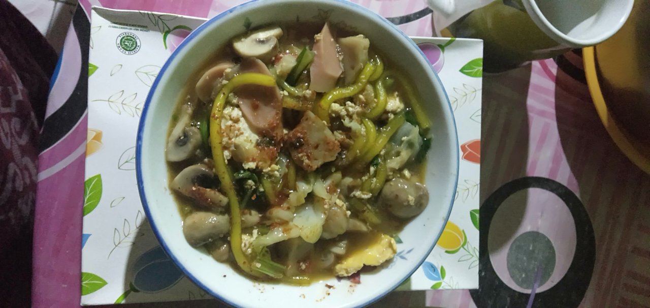 Seblak Mie Pati Jamur Kancing ala Bunda Oya, Pedas Mantap, Mau Coba?