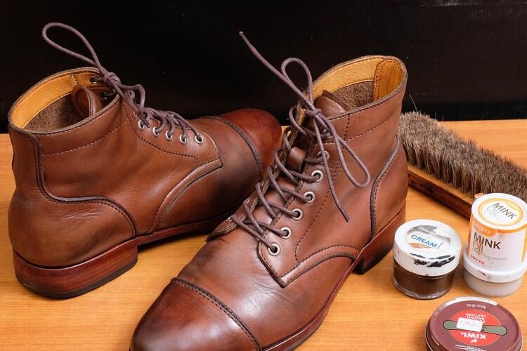 Ingin Merawat Sepatu Kulit? Siapkan Terlebih Dahulu Perlengkapan Ini!