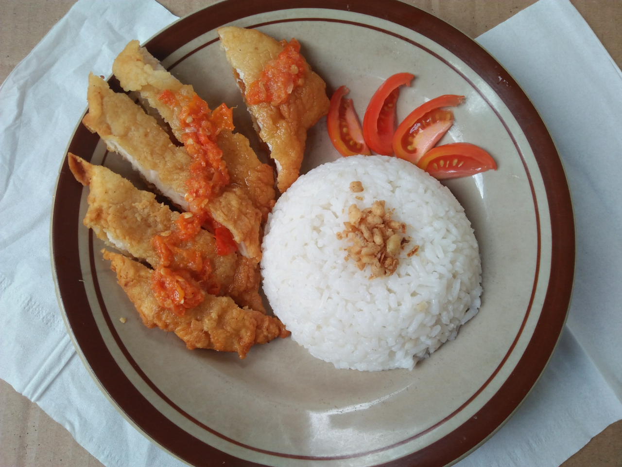 Ayam Goreng Sambal Geprek, Menu Maksi Murmer Pedas Enak