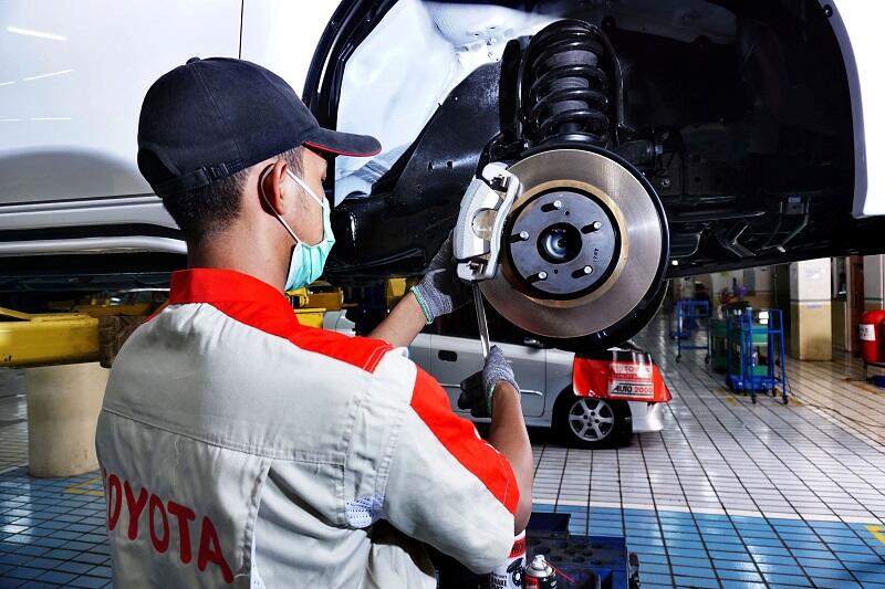 Perhatikan Ini, Penyebab Rem Mobil Blong