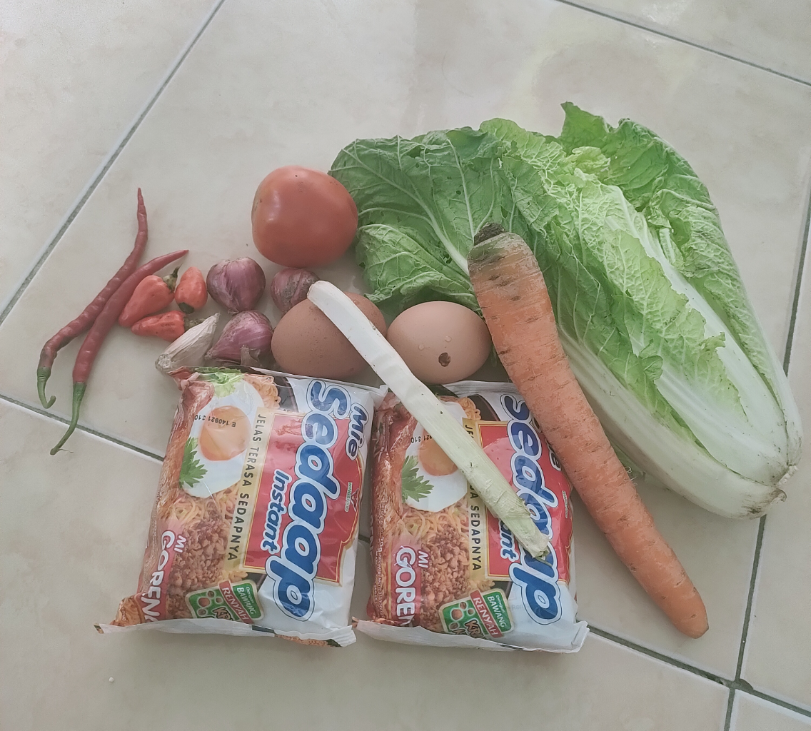Lapar? Nih Cara Masak Mie Instan yang Ribet, Yuk Masak!