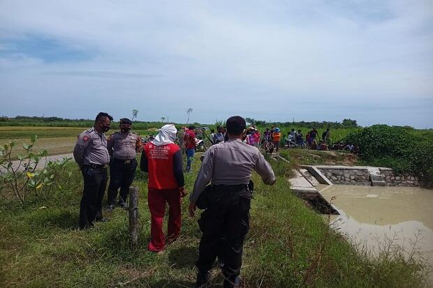 Warga Rembang Gempar, Mayat Misterius Mengambang Telanjang di Embung Desa